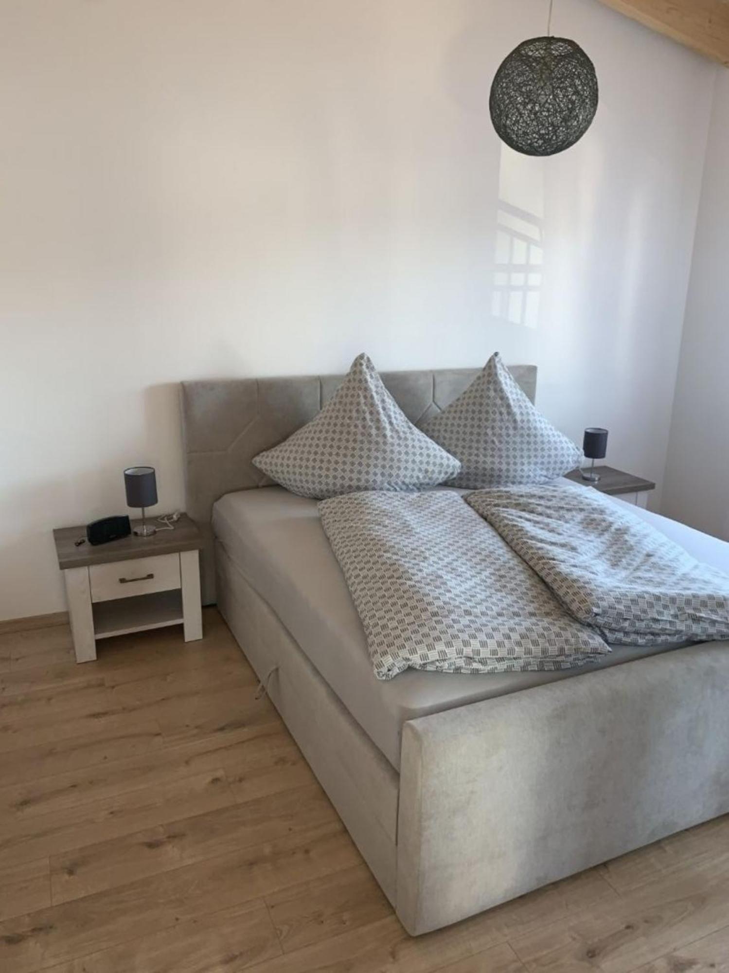 Ferienwohnung Auf dem Rheinsteig Lierschied Exterior foto